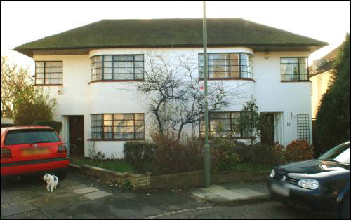068-70 Ossulton Way